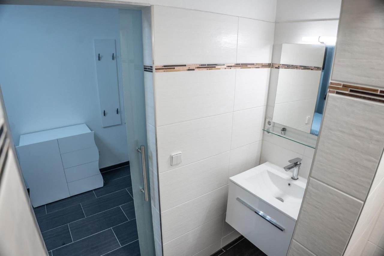One Way Apartment Берлин Екстериор снимка
