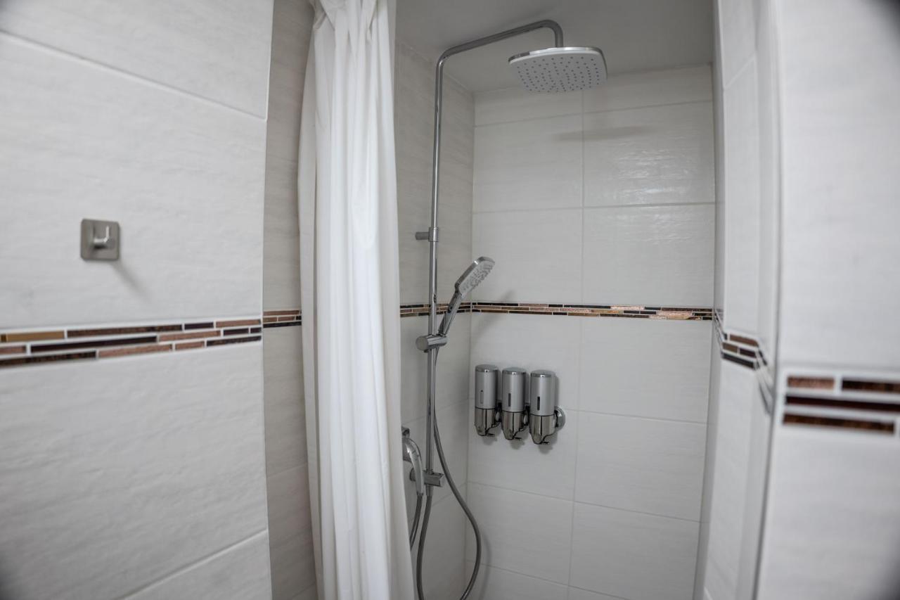 One Way Apartment Берлин Екстериор снимка
